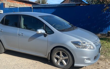 Toyota Auris II, 2010 год, 900 000 рублей, 7 фотография