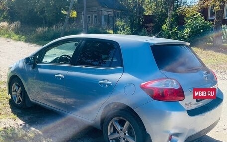 Toyota Auris II, 2010 год, 900 000 рублей, 3 фотография