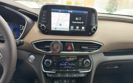 Hyundai Santa Fe IV, 2018 год, 3 350 000 рублей, 25 фотография