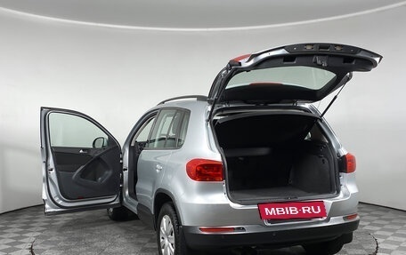 Volkswagen Tiguan I, 2012 год, 1 039 000 рублей, 10 фотография