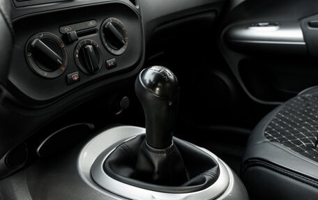 Nissan Juke II, 2013 год, 950 000 рублей, 18 фотография