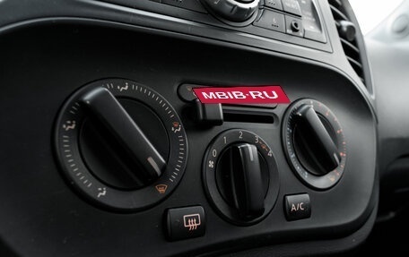 Nissan Juke II, 2013 год, 950 000 рублей, 17 фотография