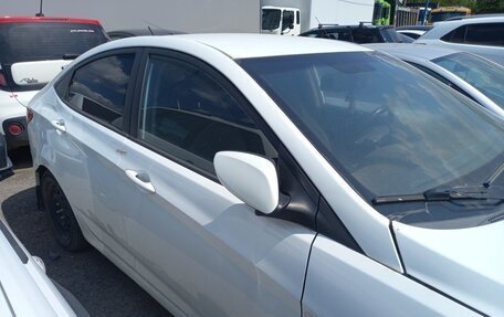 Hyundai Solaris II рестайлинг, 2016 год, 400 000 рублей, 5 фотография