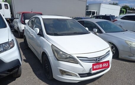 Hyundai Solaris II рестайлинг, 2016 год, 400 000 рублей, 2 фотография