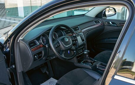 Skoda Superb III рестайлинг, 2013 год, 995 000 рублей, 13 фотография