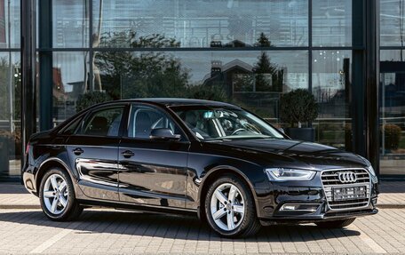 Audi A4, 2015 год, 1 465 000 рублей, 3 фотография