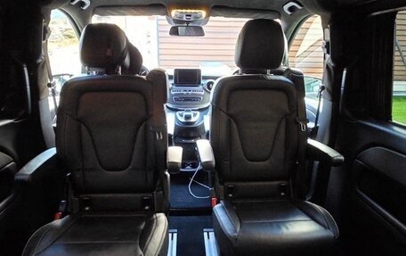 Mercedes-Benz V-Класс, 2019 год, 4 940 000 рублей, 8 фотография