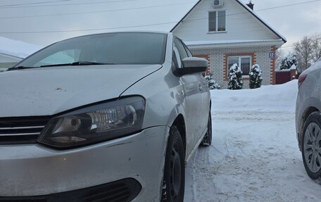 Volkswagen Polo VI (EU Market), 2011 год, 320 000 рублей, 2 фотография