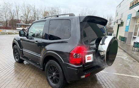 Mitsubishi Pajero III рестайлинг, 2003 год, 800 000 рублей, 3 фотография