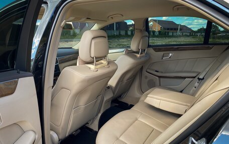 Mercedes-Benz E-Класс, 2011 год, 1 390 000 рублей, 9 фотография