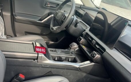 Toyota RAV4, 2025 год, 3 500 000 рублей, 7 фотография