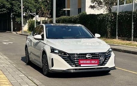 Nissan Altima VI (L34), 2022 год, 2 180 000 рублей, 3 фотография