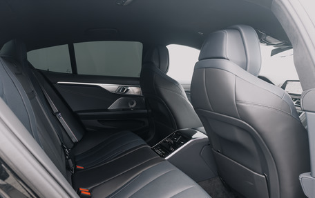 BMW 8 серия, 2021 год, 12 200 000 рублей, 11 фотография