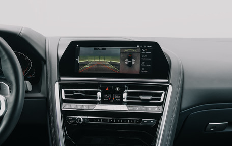 BMW 8 серия, 2021 год, 12 200 000 рублей, 18 фотография