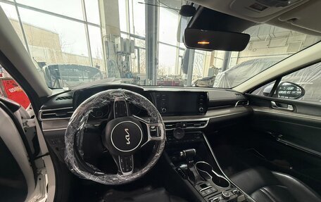 KIA K5, 2021 год, 2 370 000 рублей, 17 фотография