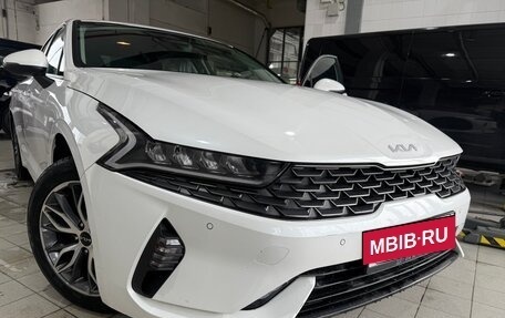 KIA K5, 2021 год, 2 370 000 рублей, 10 фотография