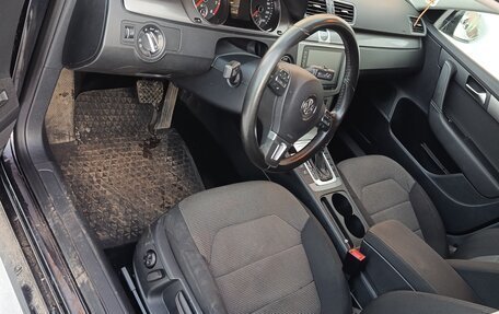 Volkswagen Passat B7, 2011 год, 970 000 рублей, 5 фотография