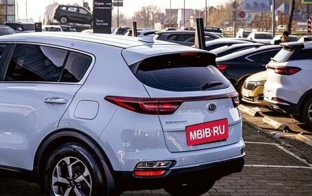 KIA Sportage IV рестайлинг, 2021 год, 2 195 000 рублей, 10 фотография
