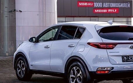 KIA Sportage IV рестайлинг, 2021 год, 2 195 000 рублей, 9 фотография