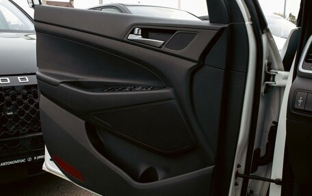 Hyundai Tucson III, 2018 год, 2 075 000 рублей, 10 фотография