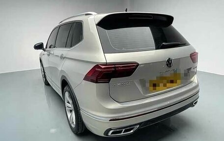 Volkswagen Tiguan II, 2023 год, 1 999 003 рублей, 4 фотография