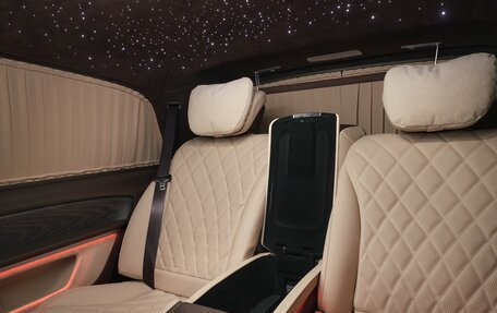 Mercedes-Benz V-Класс, 2025 год, 29 000 000 рублей, 3 фотография