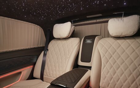 Mercedes-Benz V-Класс, 2025 год, 29 000 000 рублей, 2 фотография