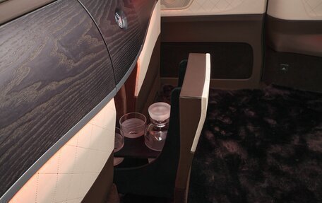 Mercedes-Benz V-Класс, 2025 год, 29 000 000 рублей, 8 фотография