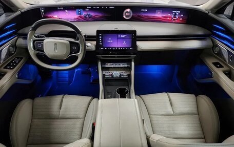 Lincoln Nautilus, 2023 год, 5 650 000 рублей, 5 фотография