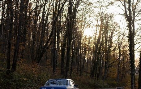 Mercedes-Benz W123, 1980 год, 1 300 000 рублей, 5 фотография