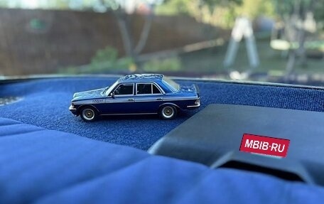 Mercedes-Benz W123, 1980 год, 1 300 000 рублей, 24 фотография