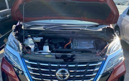 Nissan Serena IV, 2019 год, 2 550 000 рублей, 7 фотография