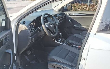 Volkswagen T-Roc I, 2022 год, 1 650 000 рублей, 6 фотография