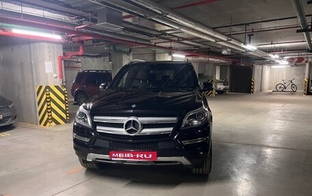 Mercedes-Benz GL-Класс, 2015 год, 4 000 000 рублей, 2 фотография