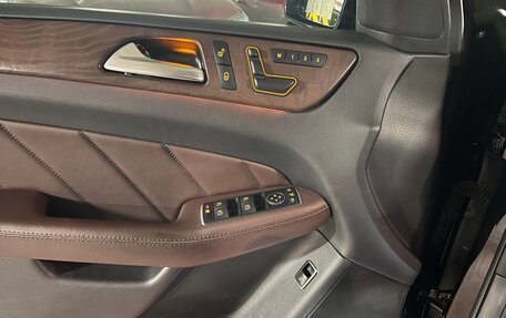 Mercedes-Benz GL-Класс, 2015 год, 4 000 000 рублей, 13 фотография