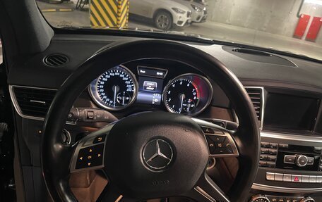 Mercedes-Benz GL-Класс, 2015 год, 4 000 000 рублей, 10 фотография