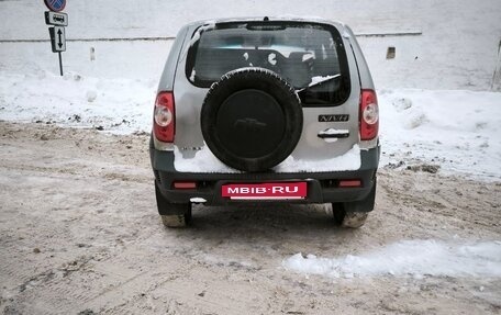 Chevrolet Niva I рестайлинг, 2015 год, 475 000 рублей, 3 фотография