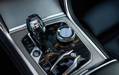 BMW 8 серия, 2018 год, 9 300 000 рублей, 14 фотография