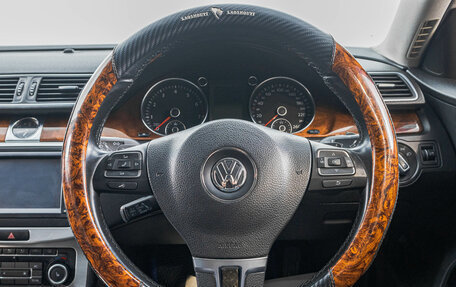 Volkswagen Passat B7, 2011 год, 999 000 рублей, 15 фотография