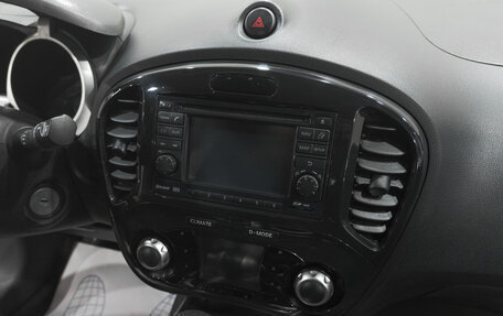 Nissan Juke II, 2011 год, 949 000 рублей, 23 фотография