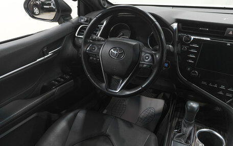 Toyota Camry, 2020 год, 3 669 000 рублей, 18 фотография