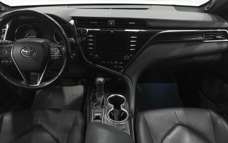 Toyota Camry, 2020 год, 3 669 000 рублей, 20 фотография