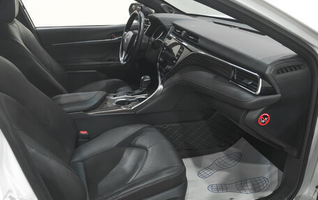 Toyota Camry, 2020 год, 3 669 000 рублей, 16 фотография