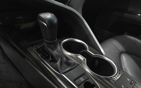 Toyota Camry, 2020 год, 3 669 000 рублей, 30 фотография