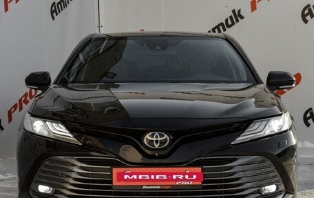 Toyota Camry, 2019 год, 3 100 000 рублей, 2 фотография