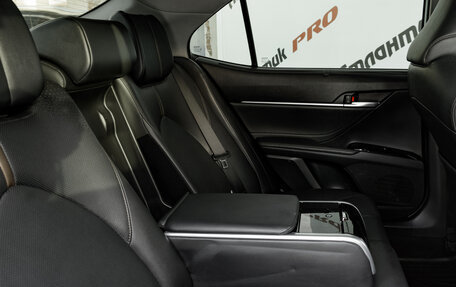 Toyota Camry, 2019 год, 3 100 000 рублей, 28 фотография