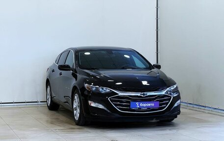 Chevrolet Malibu IX, 2019 год, 1 500 000 рублей, 2 фотография