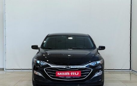 Chevrolet Malibu IX, 2019 год, 1 500 000 рублей, 3 фотография