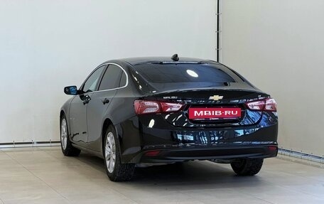 Chevrolet Malibu IX, 2019 год, 1 500 000 рублей, 7 фотография