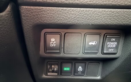 Nissan X-Trail, 2018 год, 2 400 000 рублей, 8 фотография